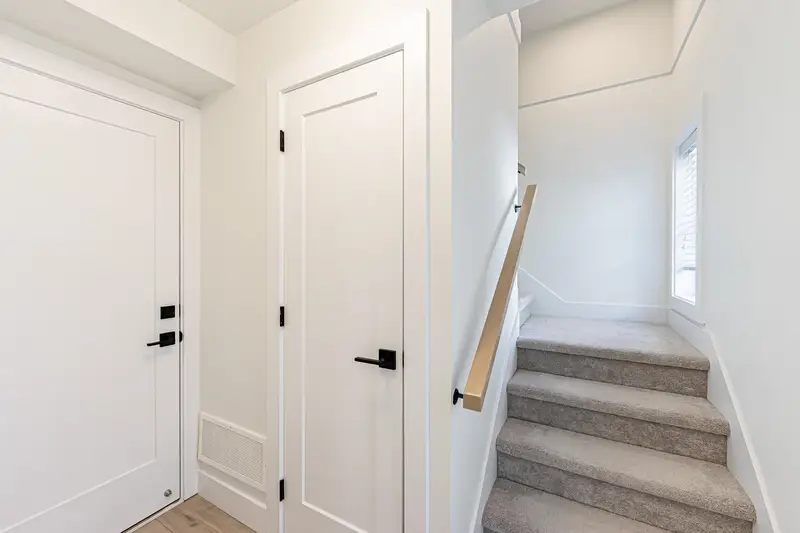 7 16358 23A AVENUE - photo 4 of 25