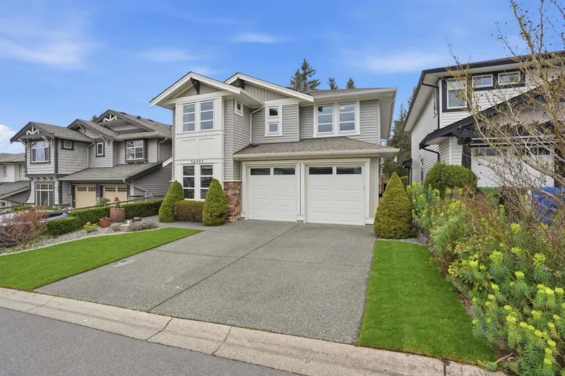 34291 LUKIV TERRACE - photo 2 of 25