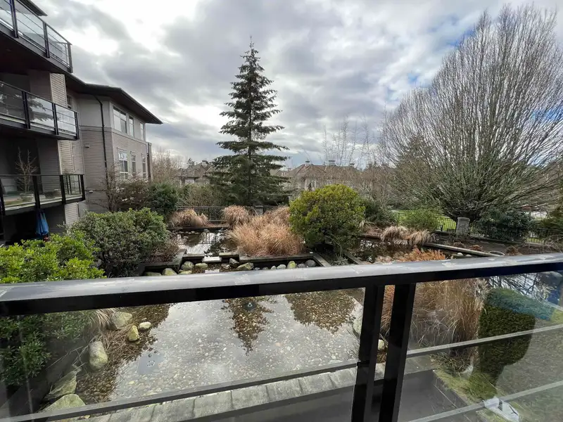 307 6333 LARKIN DRIVE - photo 3 of 5