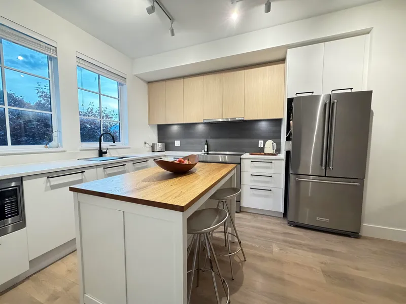 1358 PEAKSIDE PLACE - photo 3 of 17