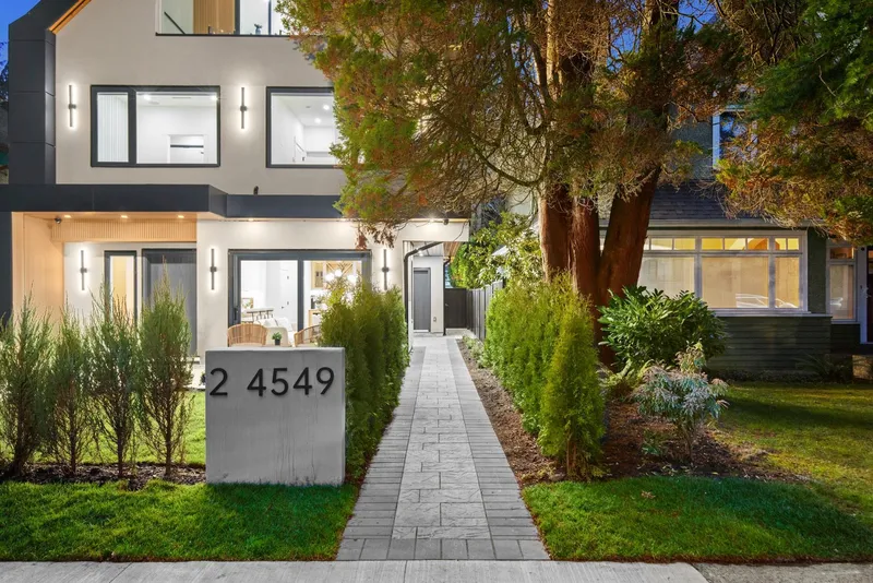 2 4549 W 11TH AVENUE - photo 2 of 25