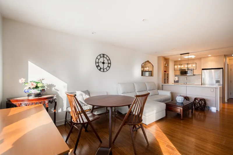 403 2481 WATERLOO STREET - photo 2 of 23