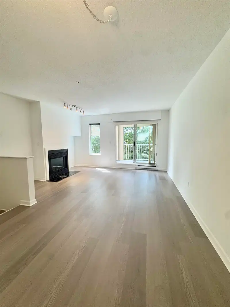202 3683 WELLINGTON AVENUE - photo 4 of 16