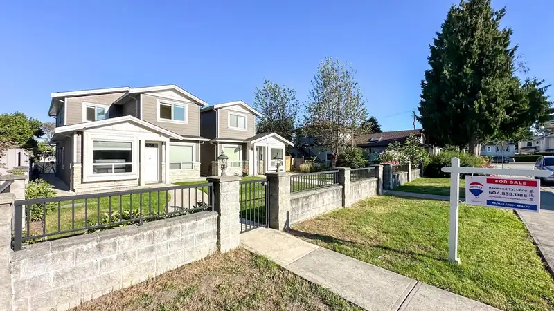 6758 EMPRESS AVENUE - photo 2 of 40