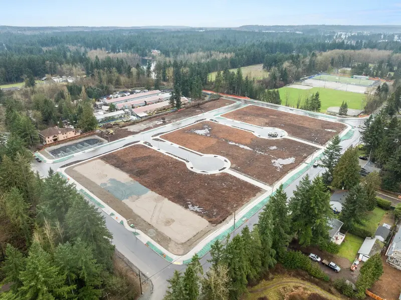 3573 204A STREET - photo 4 of 17