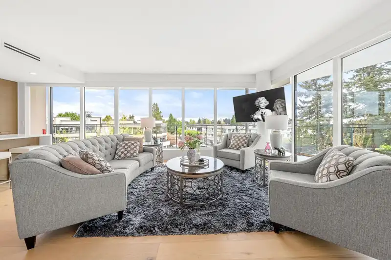 305 1439 GEORGE STREET - photo 4 of 36