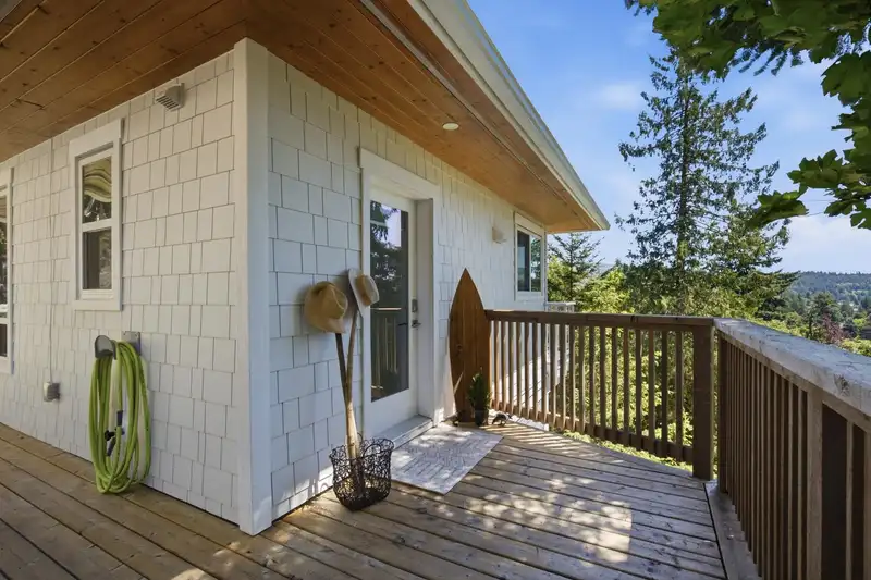 5673 SALMON DRIVE - photo 3 of 29