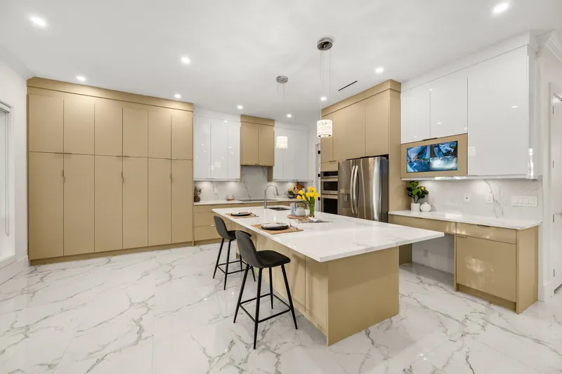 11481 138A STREET - photo 1 of 25