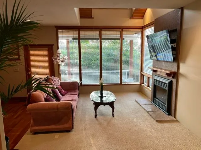 10500 125A STREET - photo 4 of 18