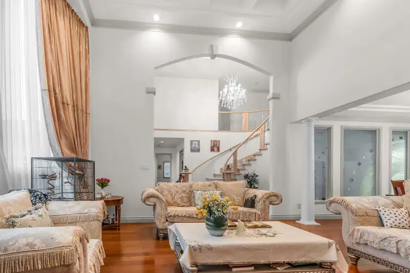 8540 SAUNDERS ROAD - photo 3 of 23