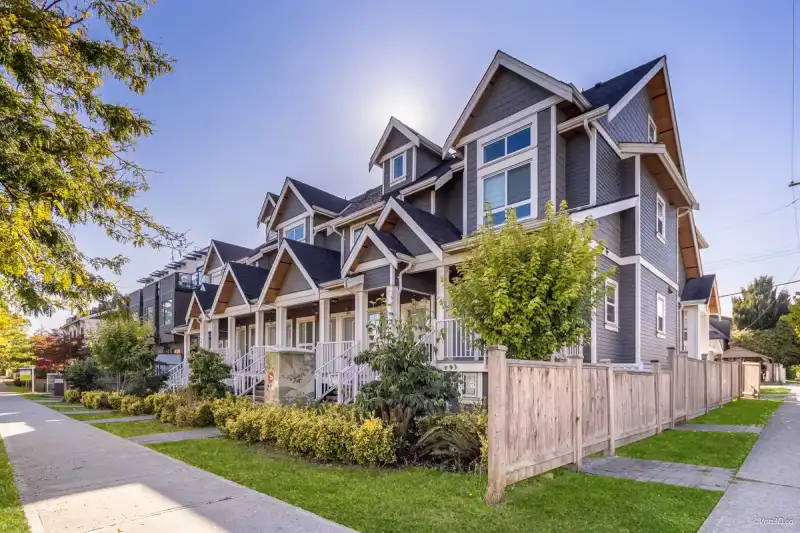 5003 CHAMBERS STREET - photo 1 of 37