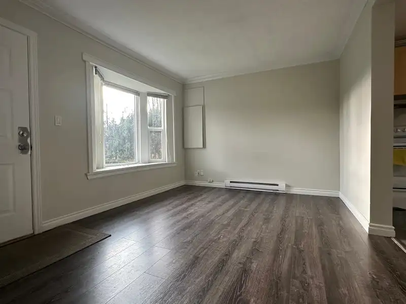 3147 ELDRIDGE ROAD - photo 2 of 15