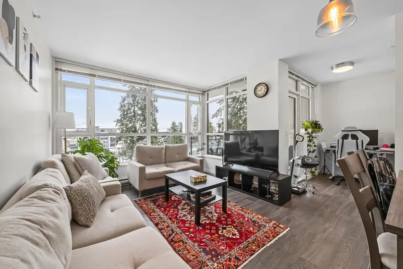 603 711 BRESLAY STREET - photo 1 of 21