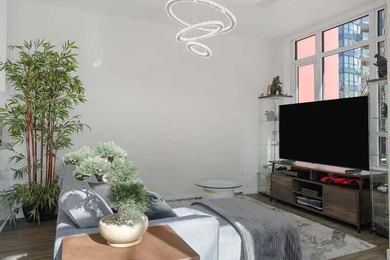 21 7338 GOLLNER AVENUE - photo 1 of 13