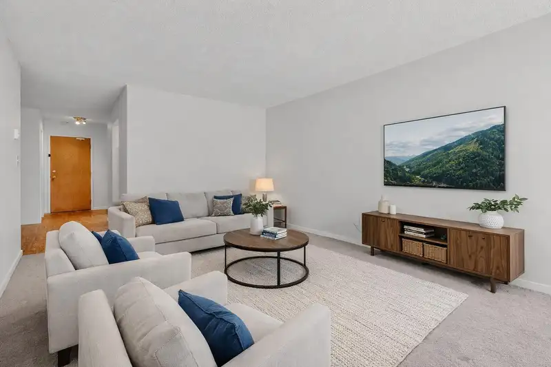 213 17661 58A AVENUE - photo 1 of 17