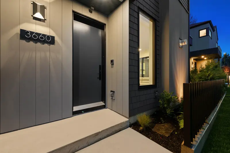 3660 FLEMING STREET - photo 3 of 25