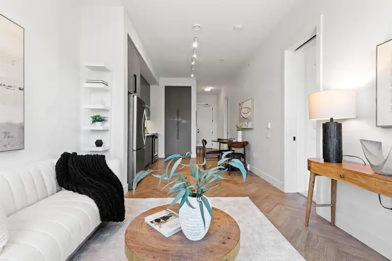 409 14968 101A AVENUE - photo 3 of 33