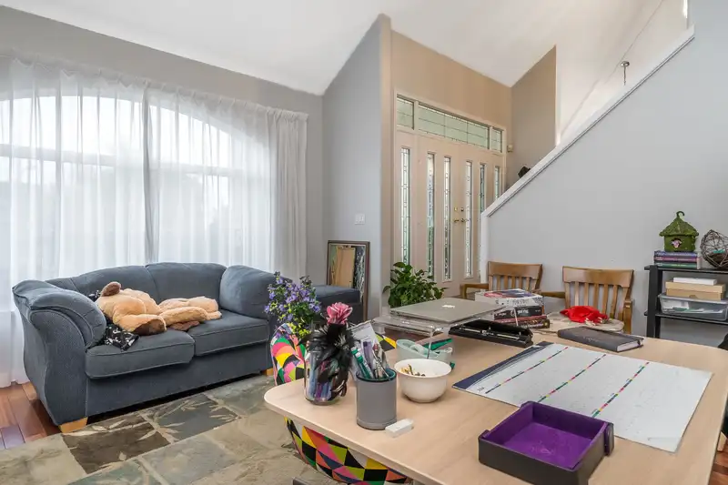 5715 144A STREET - photo 4 of 40