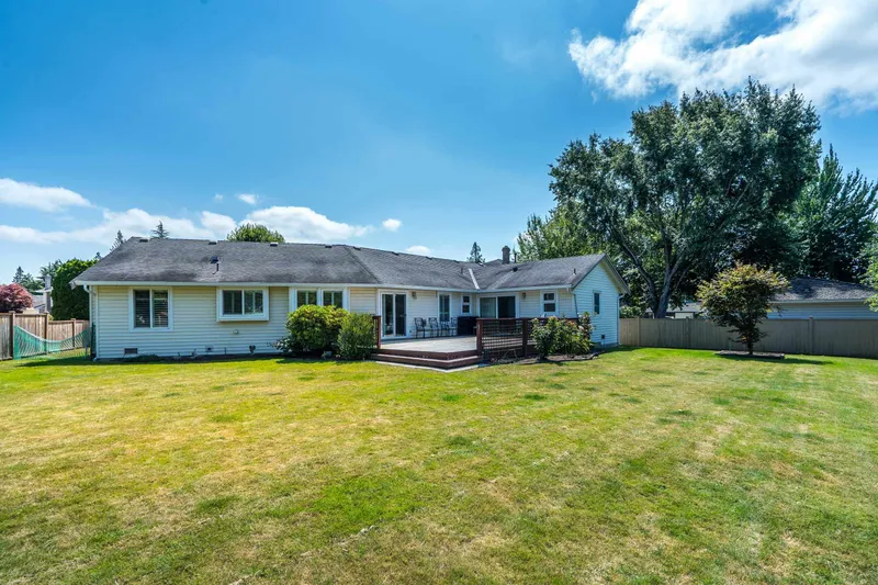 15475 KILMORE COURT - photo 4 of 25