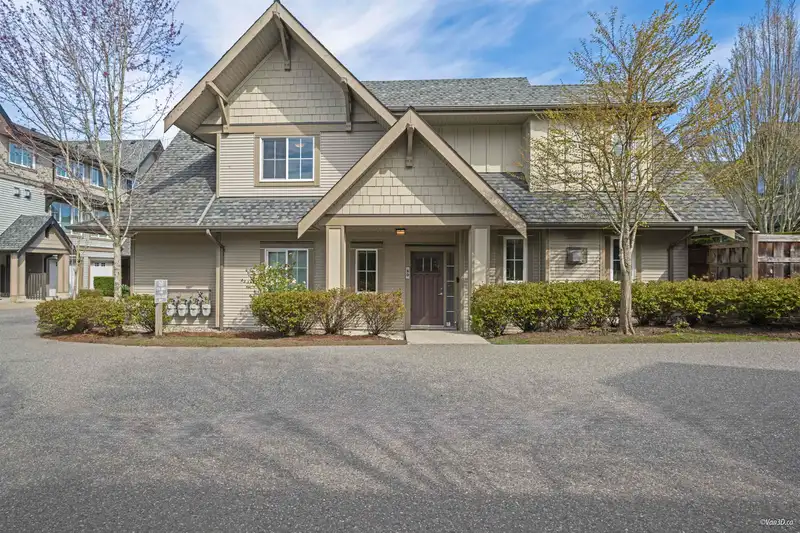 80 2501 161A STREET - photo 1 of 33