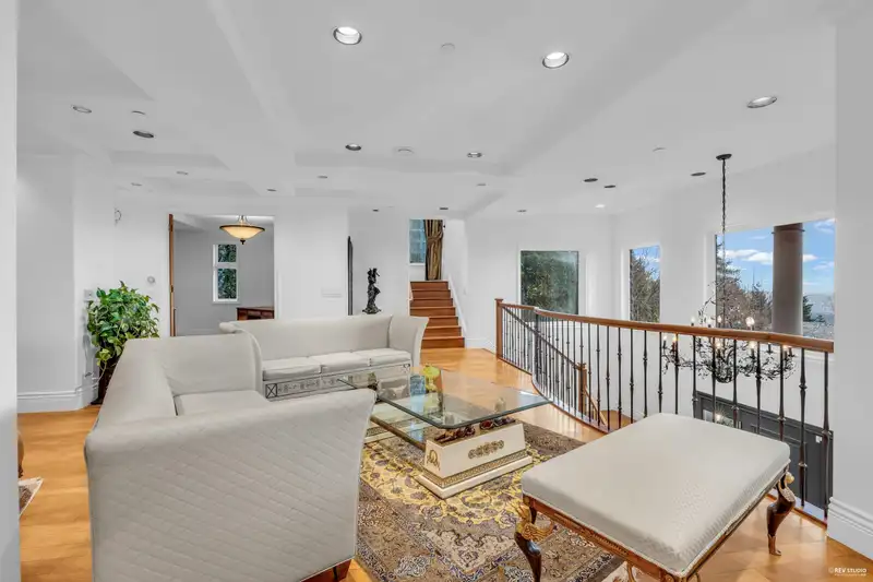 1525 ERRIGAL PLACE - photo 4 of 40