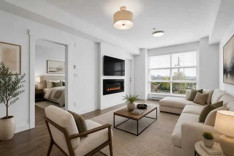205 827 RODERICK AVENUE - photo 1 of 32