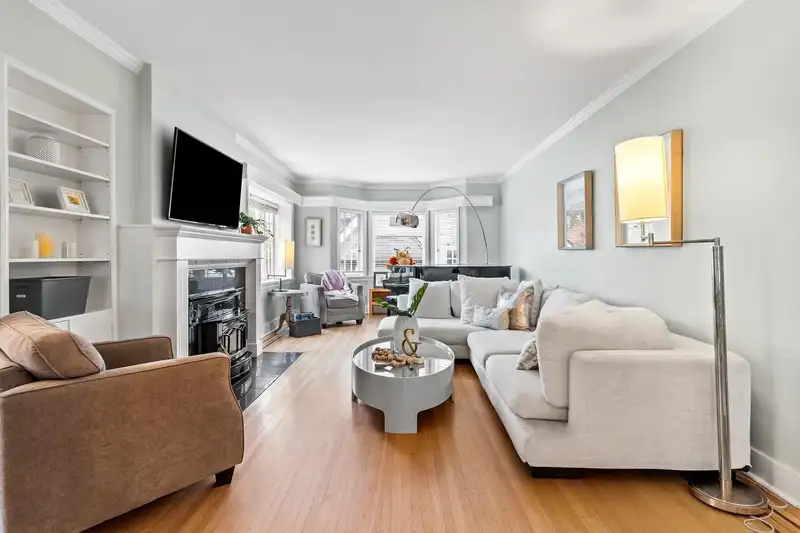 6713 ARBUTUS STREET - photo 3 of 32