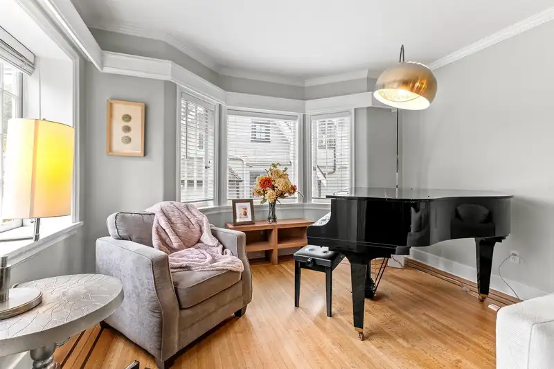 6713 ARBUTUS STREET - photo 4 of 32