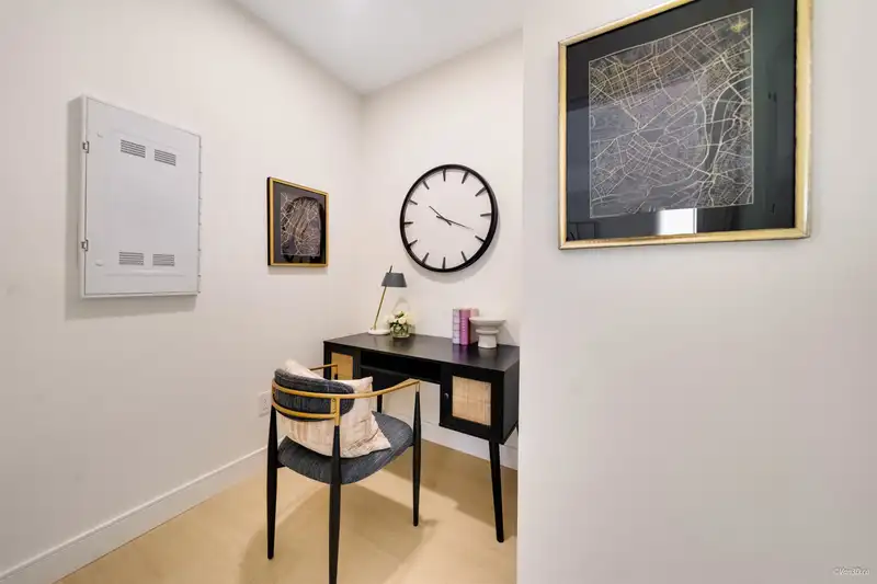 206 918 W 32ND AVENUE - photo 4 of 25