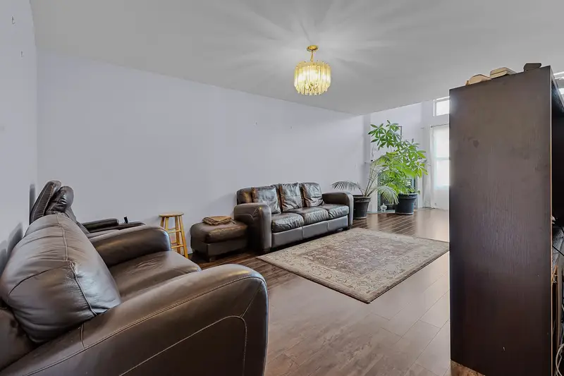 15 7250 122 STREET - photo 3 of 22