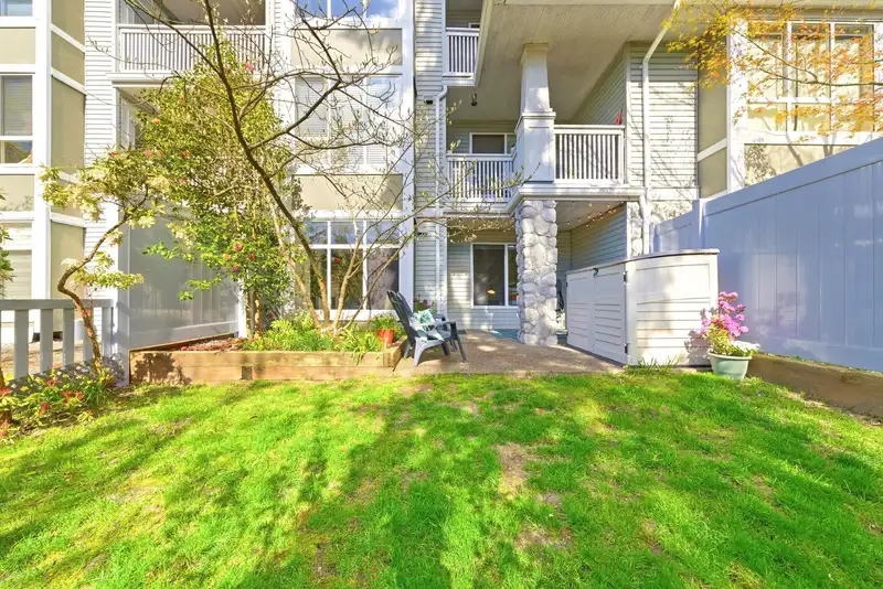 113 1111 LYNN VALLEY ROAD - photo 1 of 32