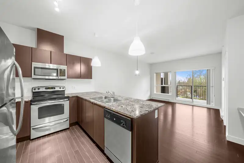 405 9655 KING GEORGE BOULEVARD - photo 1 of 24