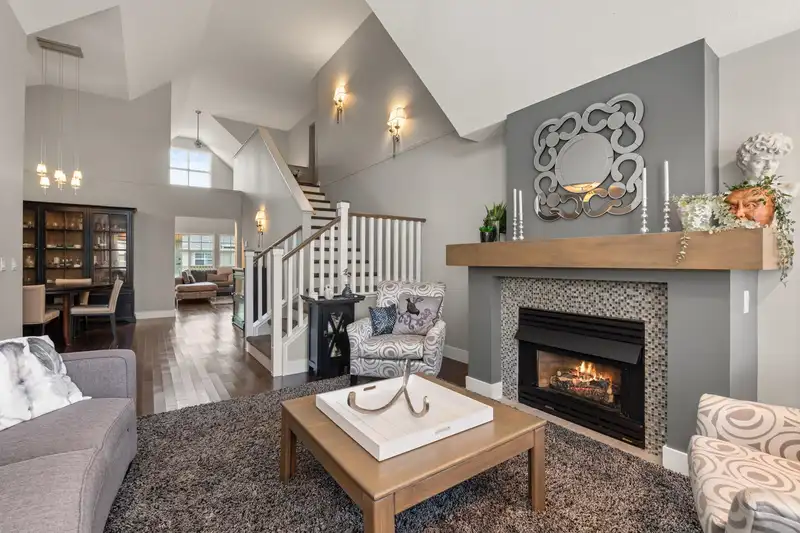 60 15500 ROSEMARY HEIGHTS CRESCENT - photo 4 of 40