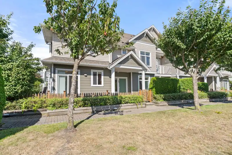 35 6300 LONDON ROAD - photo 3 of 35