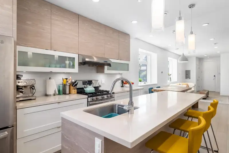 4268 INVERNESS STREET - photo 1 of 36