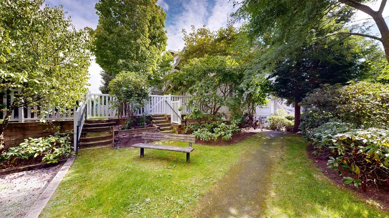 62 12040 68 AVENUE - photo 2 of 18