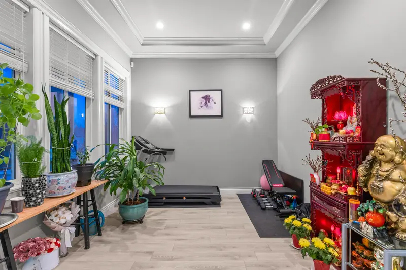 2355 MERLOT BOULEVARD - photo 4 of 25