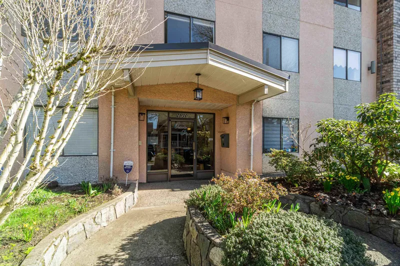 104 2910 ONTARIO STREET - photo 4 of 25