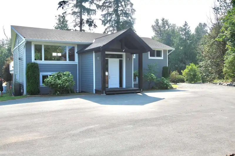 29340 GALAHAD CRESCENT - photo 1 of 40