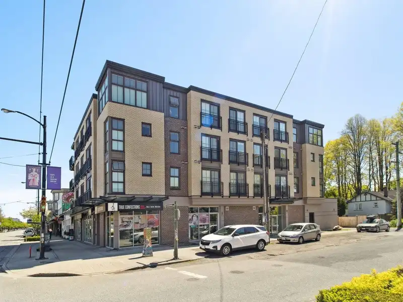 208 2528 COLLINGWOOD STREET - photo 1 of 17