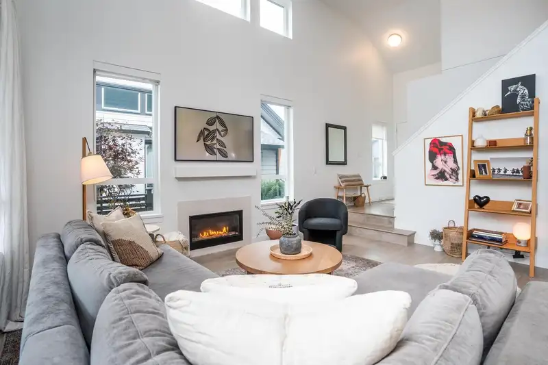 4328A CORMORANT WAY - photo 2 of 18