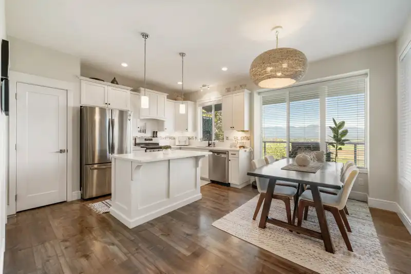 10 50634 LEDGESTONE PLACE - photo 4 of 40