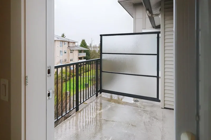 417 13740 75A AVENUE - photo 4 of 18