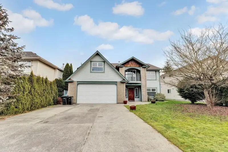 12530 188 STREET - photo 1 of 39