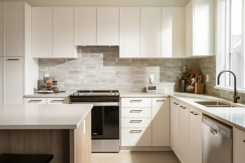 47 3025 MCMILLAN ROAD - photo 3 of 11