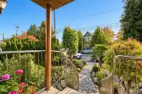 368 E 33RD AVENUE - thumbnail 9