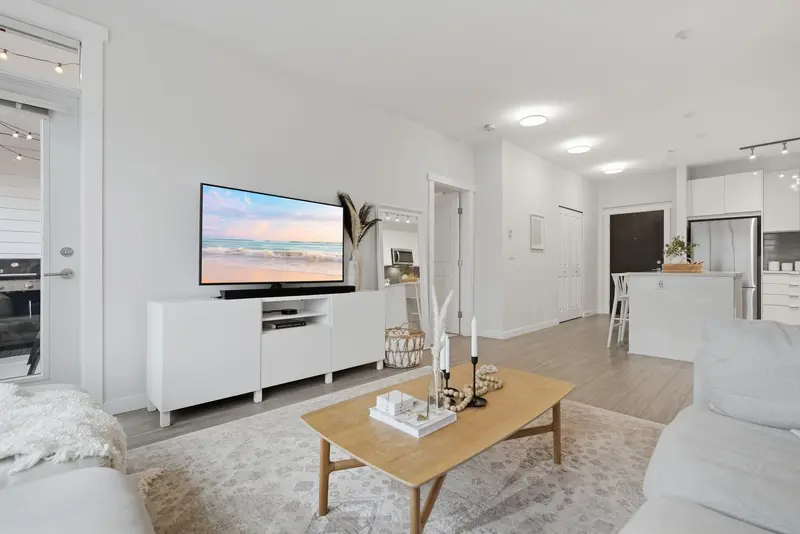 A323 8150 207 STREET - photo 4 of 25