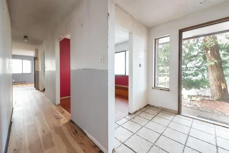 12928 JESSE ROAD - photo 4 of 14