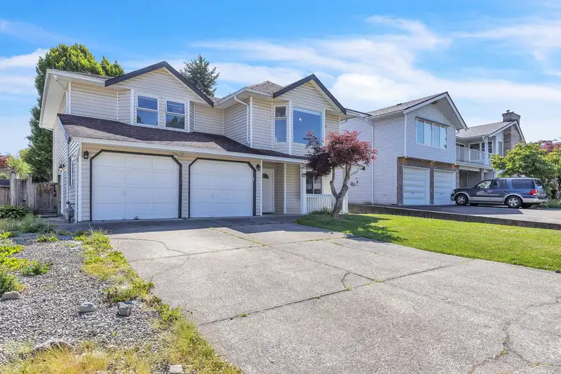 12326 AURORA STREET - photo 1 of 36
