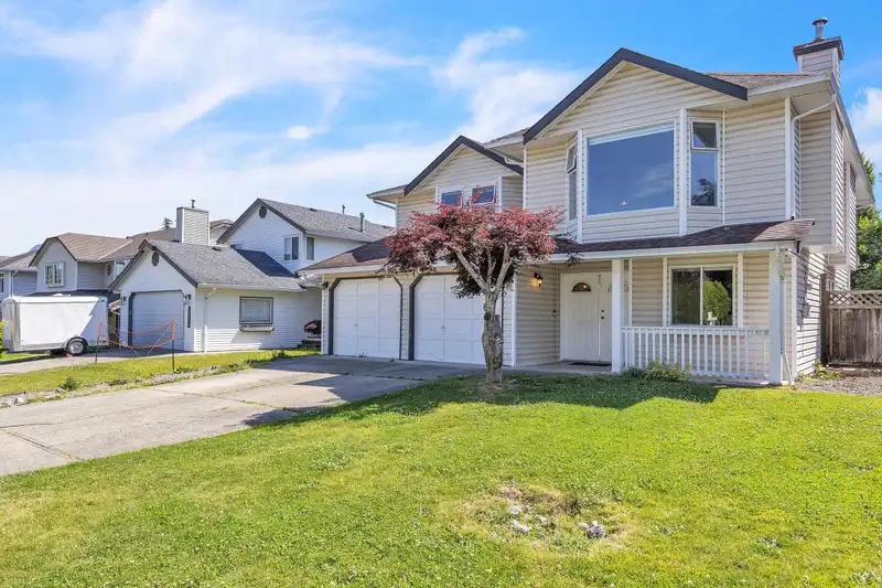 12326 AURORA STREET - photo 2 of 36